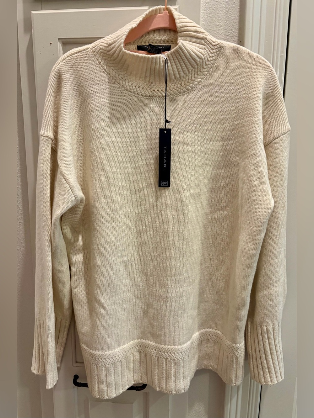 NWT TAHARI Cream Turtleneck Sweater - Women's Cozy Knit Pullover